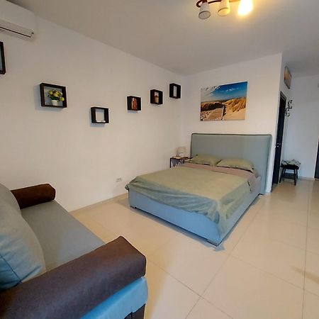 Apartgreen Mamaia Nord นาโวดาริ ภายนอก รูปภาพ